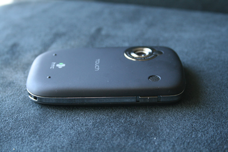 Illustration for article titled Hands-On With the HTC Touch: Windows Mobile Innovation at Last
